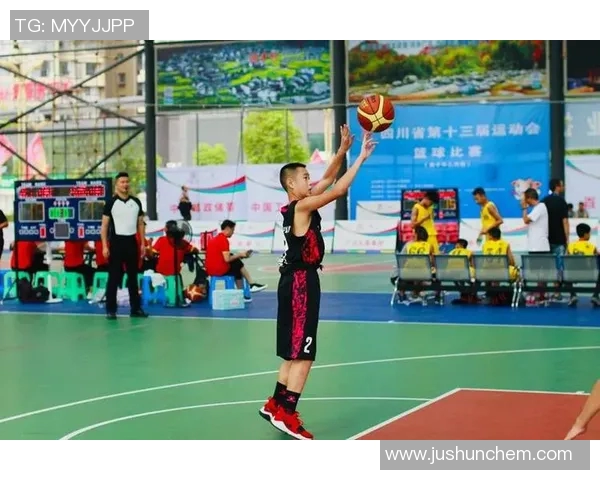 广州与成都篮球队赛后分析力量对比与战术探讨